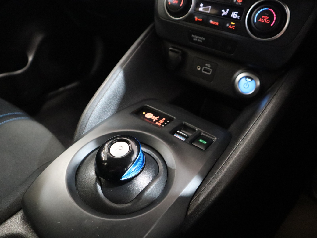 2022 Nissan Leaf