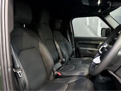 2026 Land Rover Defender