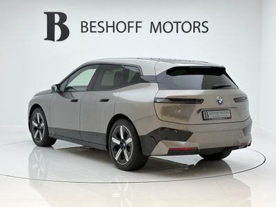 2025 BMW iX