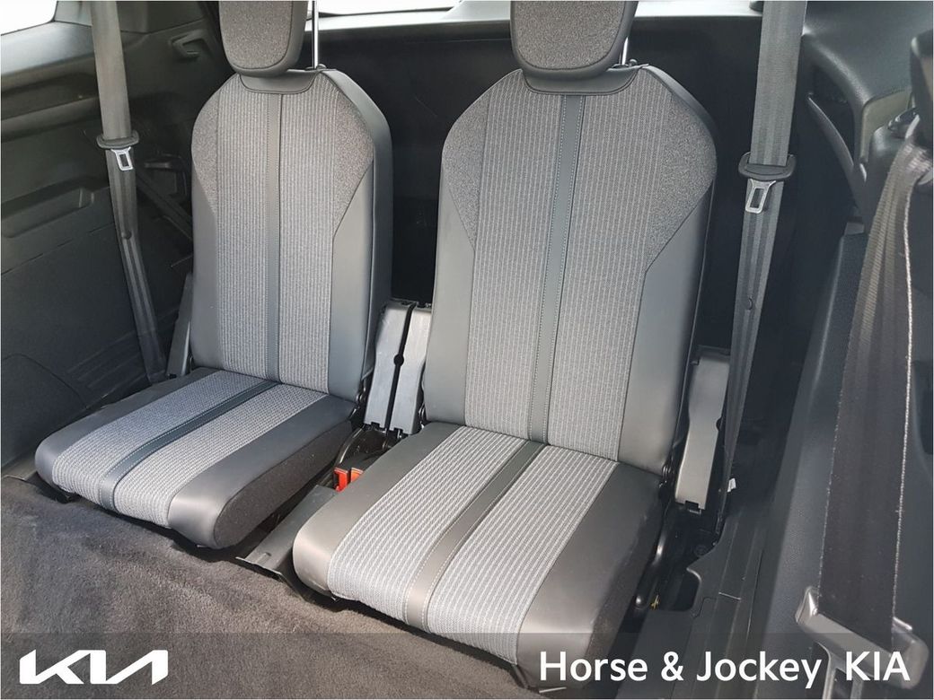 2022 Peugeot 5008