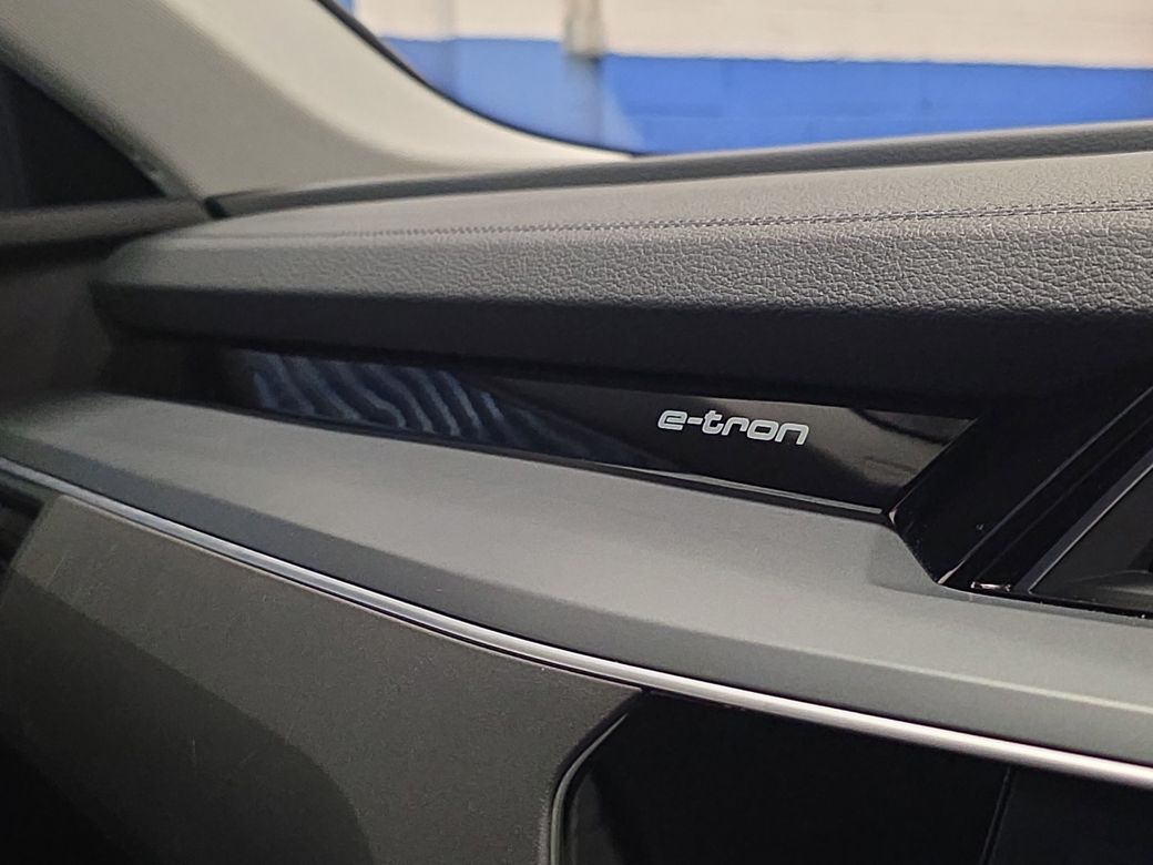 2023 Audi Q8 e-tron