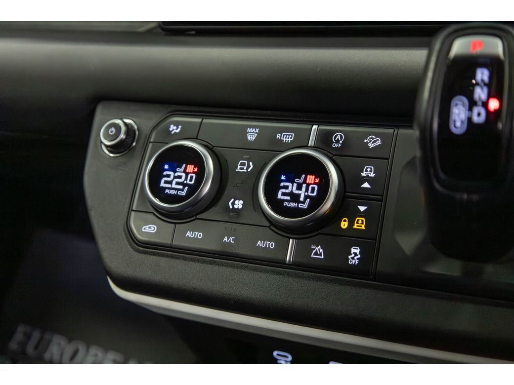 2024 Land Rover Defender 110