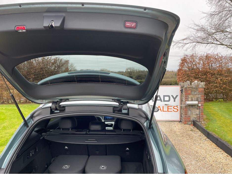 2025 Mercedes-Benz GLC Class