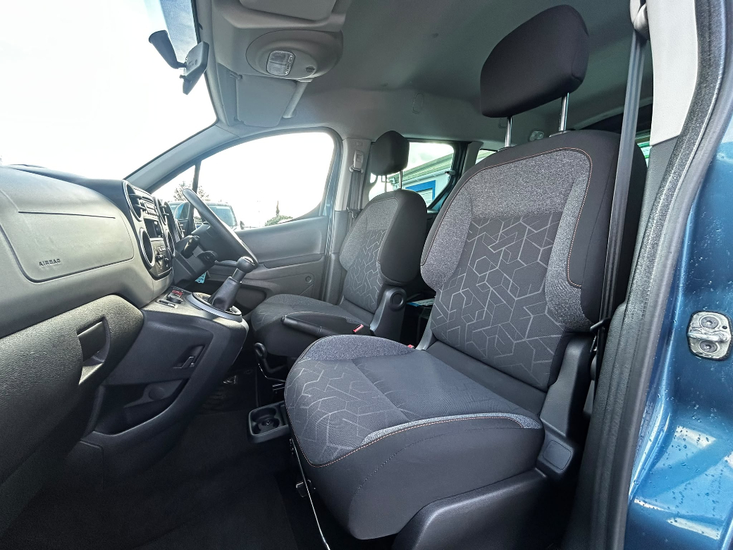 2017 Peugeot Partner Tepee