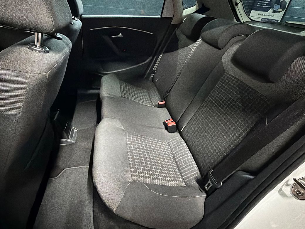 2015 Volkswagen Polo