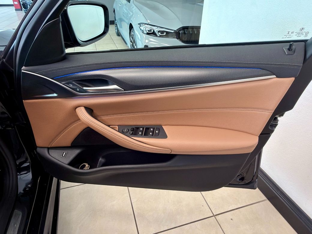 2021 BMW 5 Series