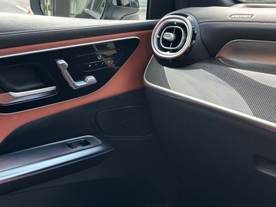 2023 Mercedes-Benz GLC Class