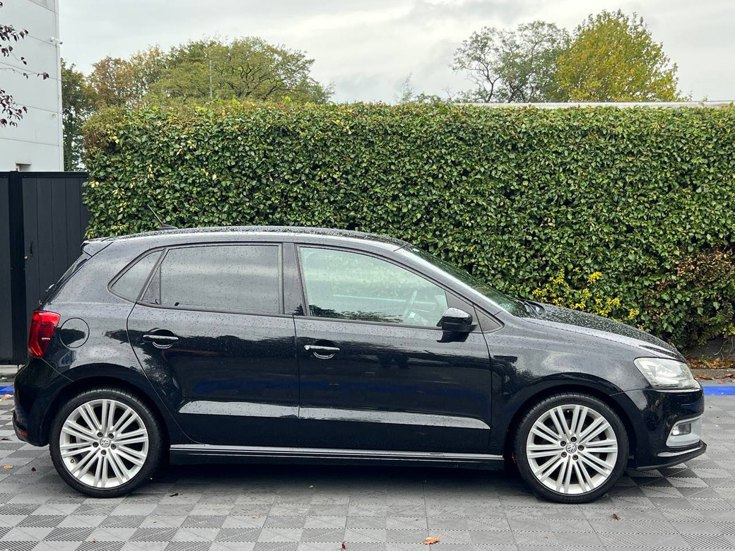 2017 Volkswagen Polo