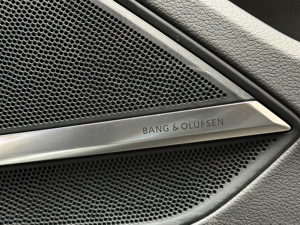 2023 Audi A8