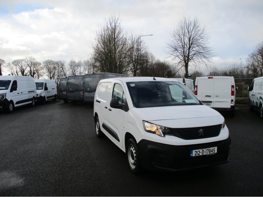 2021 Peugeot Partner