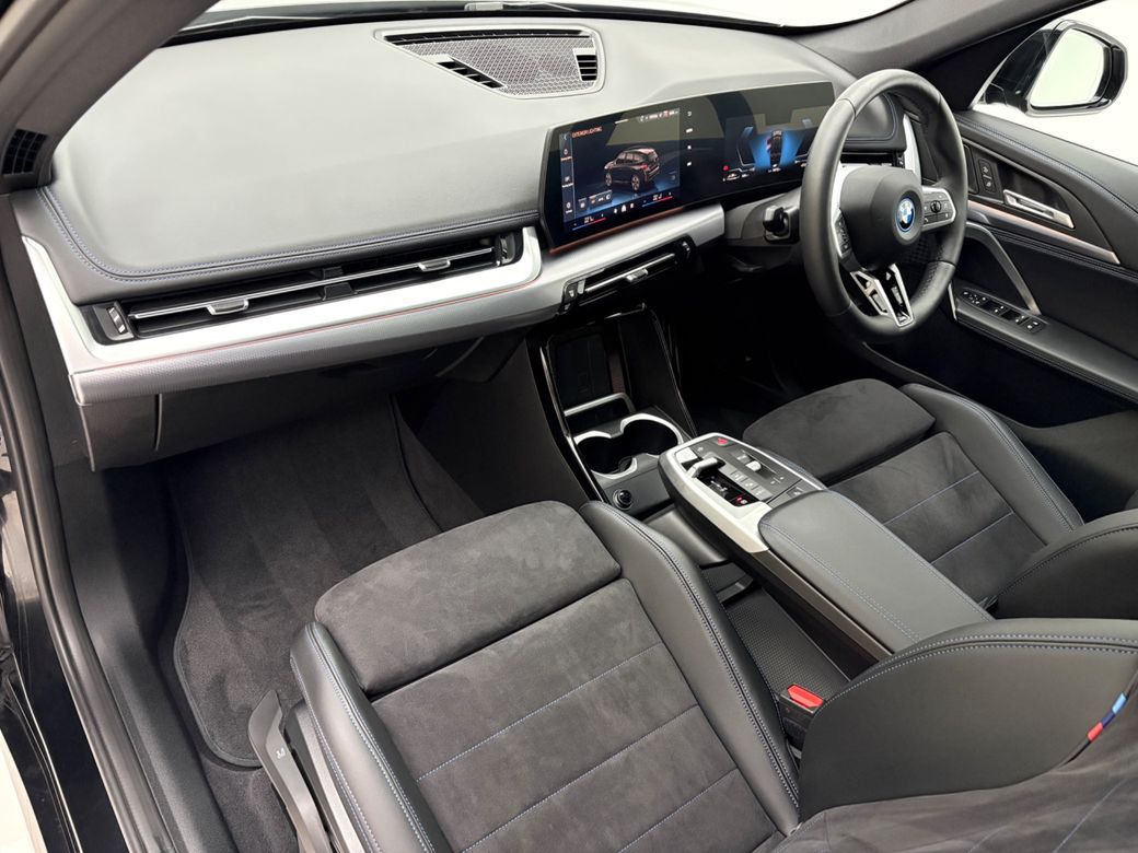 2025 BMW X1