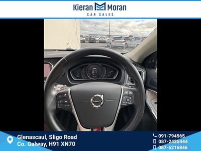 2019 Volvo V40
