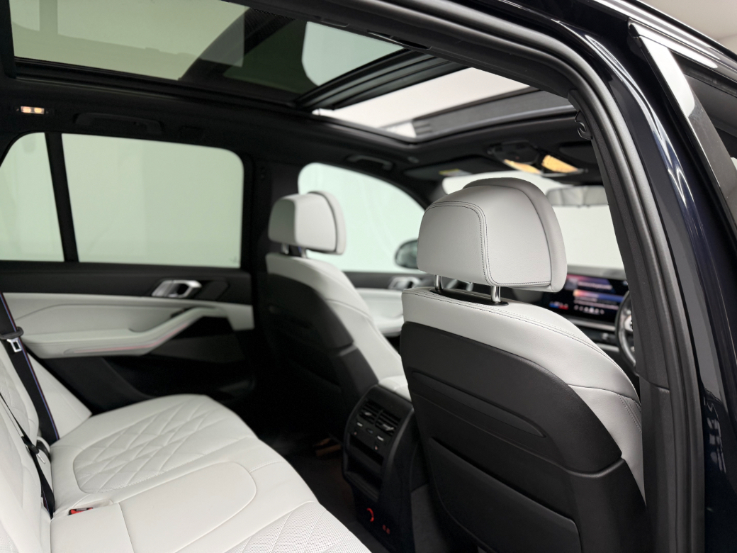 2023 BMW X5