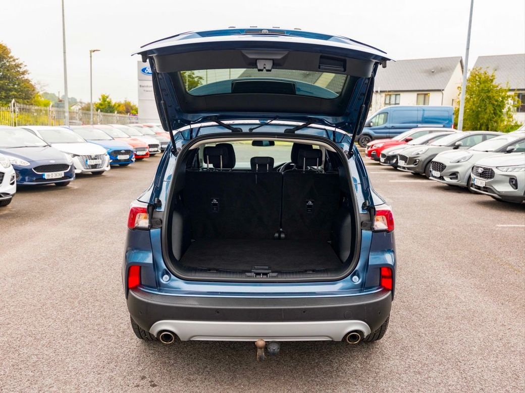 2022 Ford Kuga