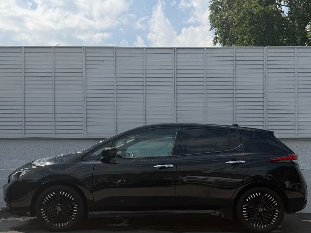 2024 Nissan Leaf