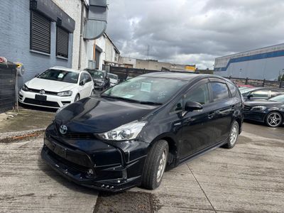 2016 Toyota Prius Alpha