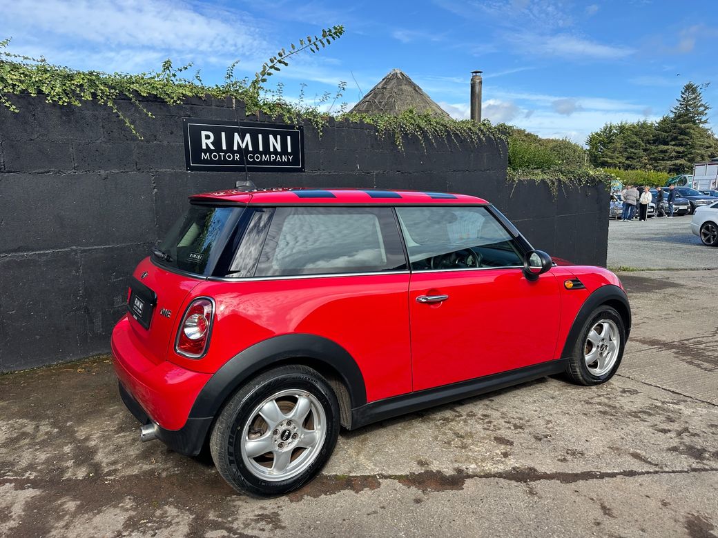 2012 Mini Hatch