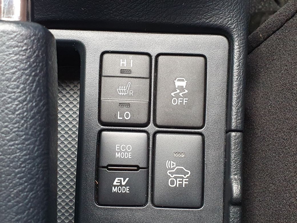 2019 Toyota Vitz