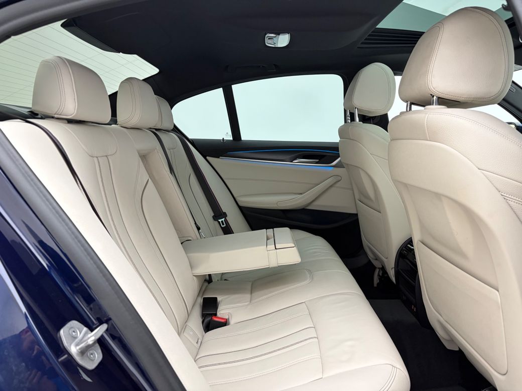 2021 BMW 5 Series