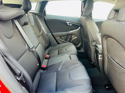 2014 Volvo V40