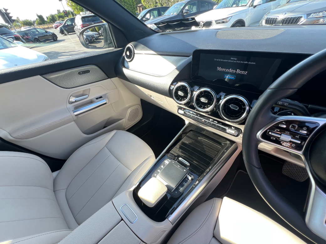 2023 Mercedes-Benz GLA Class