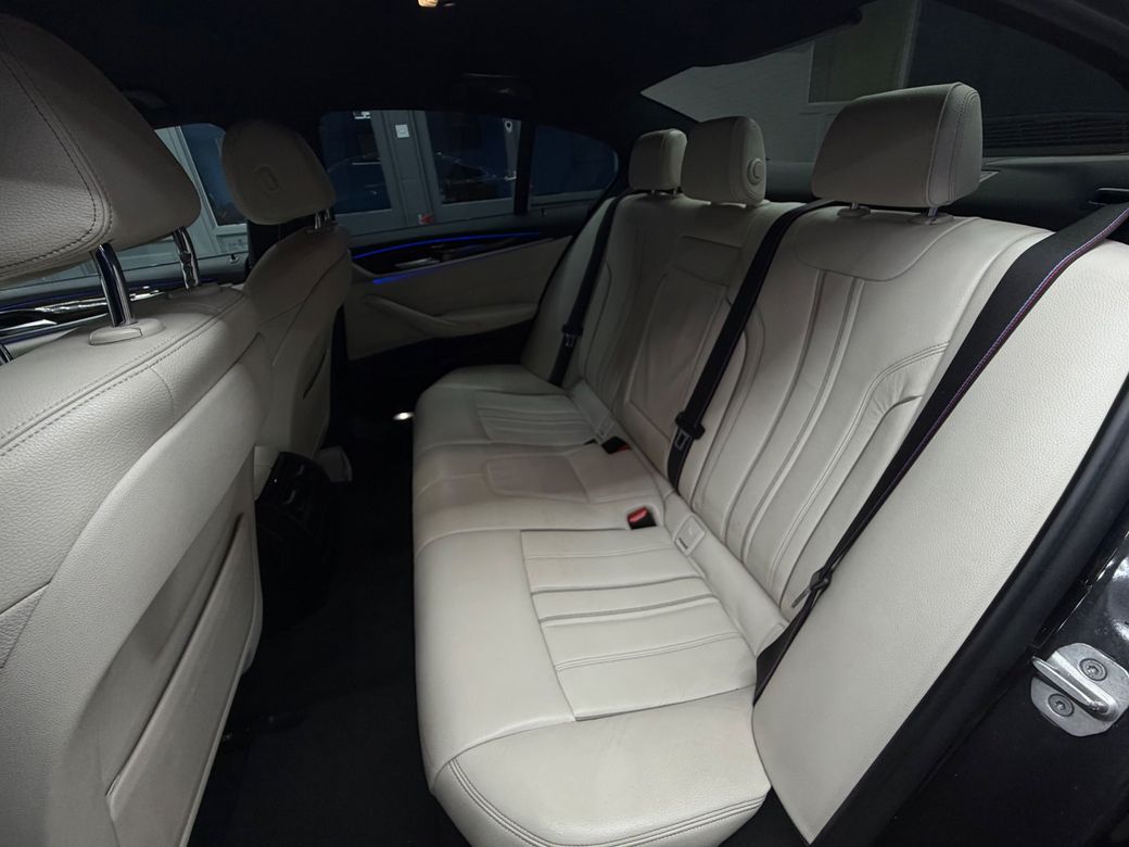 2021 BMW 5 Series