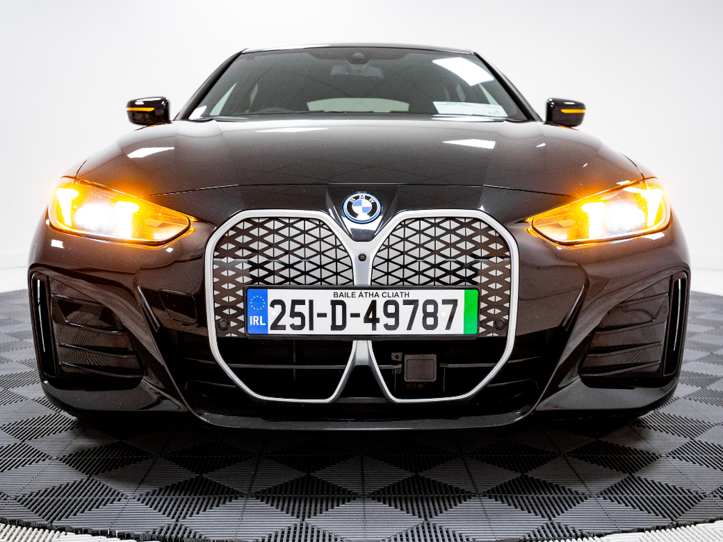 2025 BMW i4