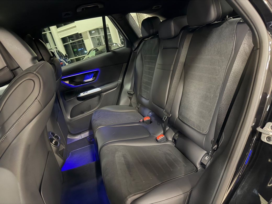 2025 Mercedes-Benz GLC Class