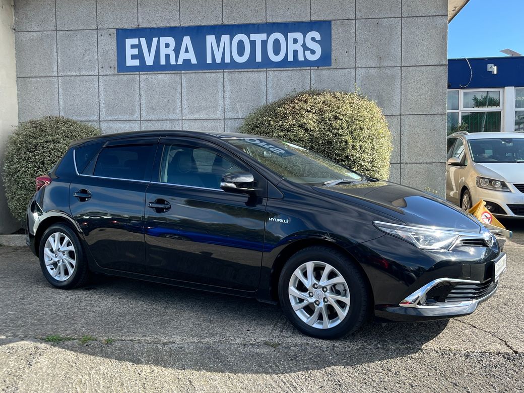 2016 Toyota Auris