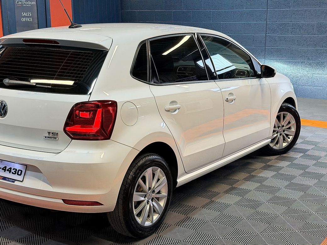2015 Volkswagen Polo