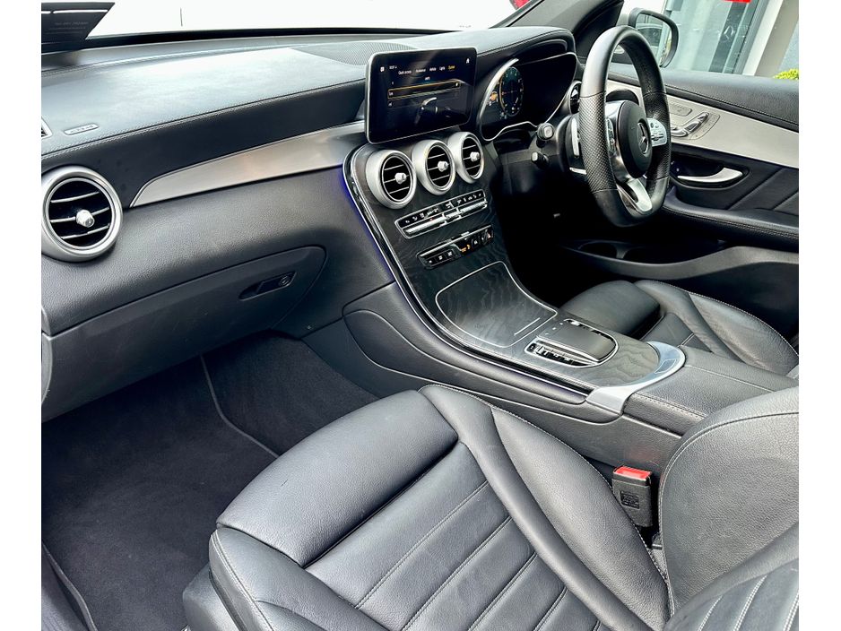 2022 Mercedes-Benz GLC Class
