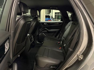 2022 Porsche Cayenne
