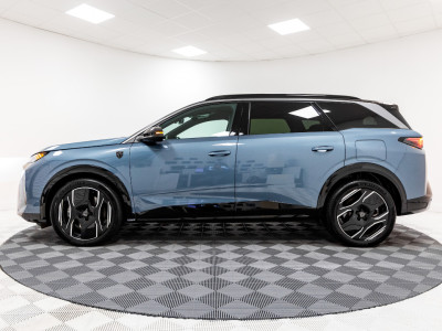 2025 Peugeot 5008