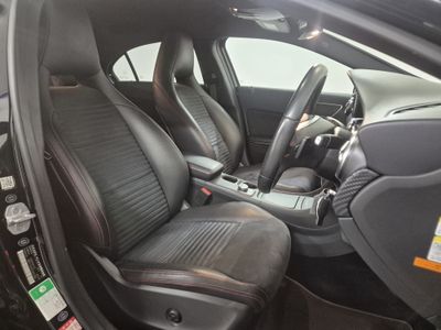 2013 Mercedes-Benz A 180