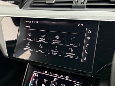 2023 Audi Q8 e-tron