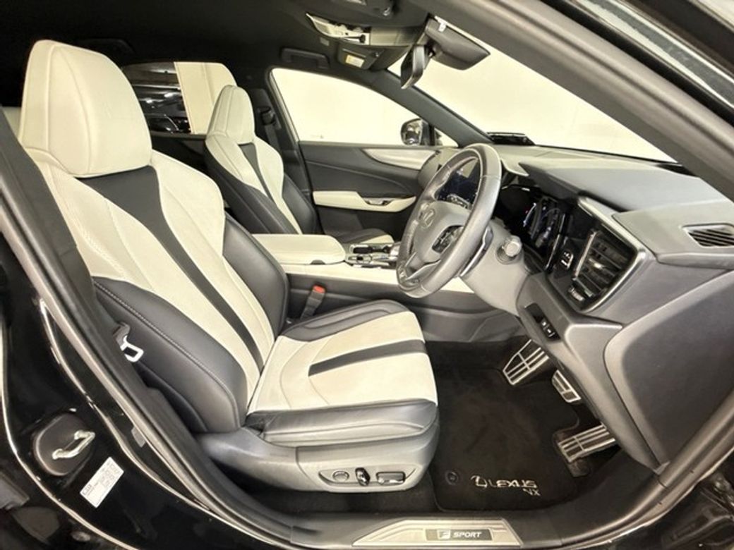 2022 Lexus NX 450H+