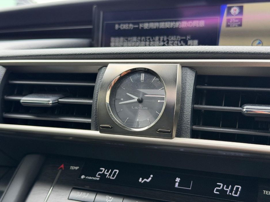 2018 Lexus IS 300h