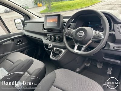 2025 Nissan Primastar