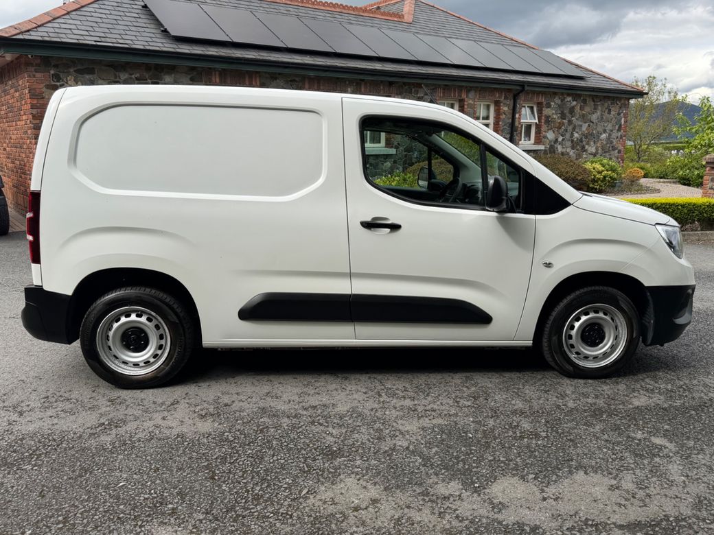 2021 Vauxhall Combo