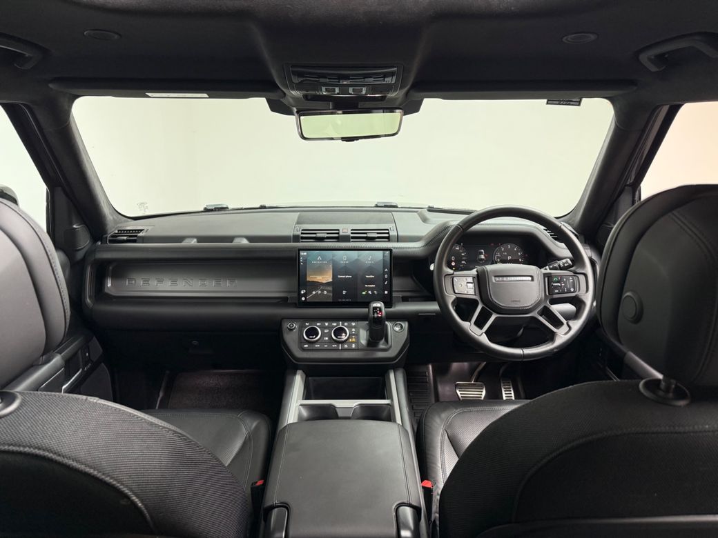2025 Land Rover Defender