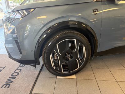 2025 Peugeot 5008