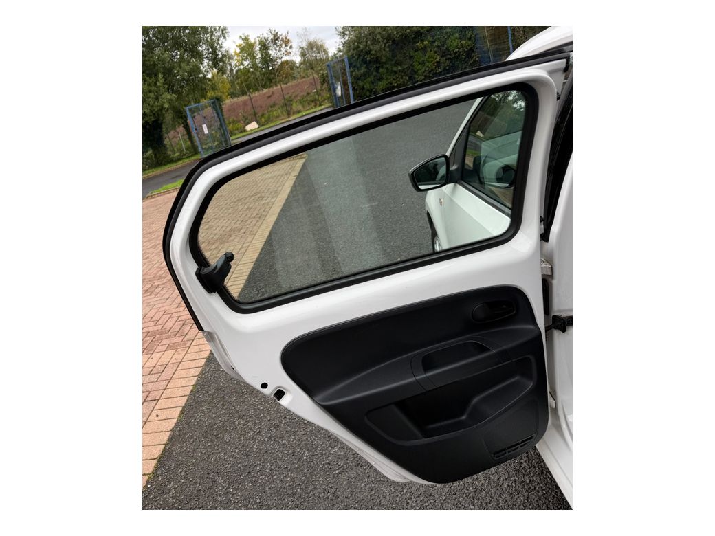 2013 SEAT Mii