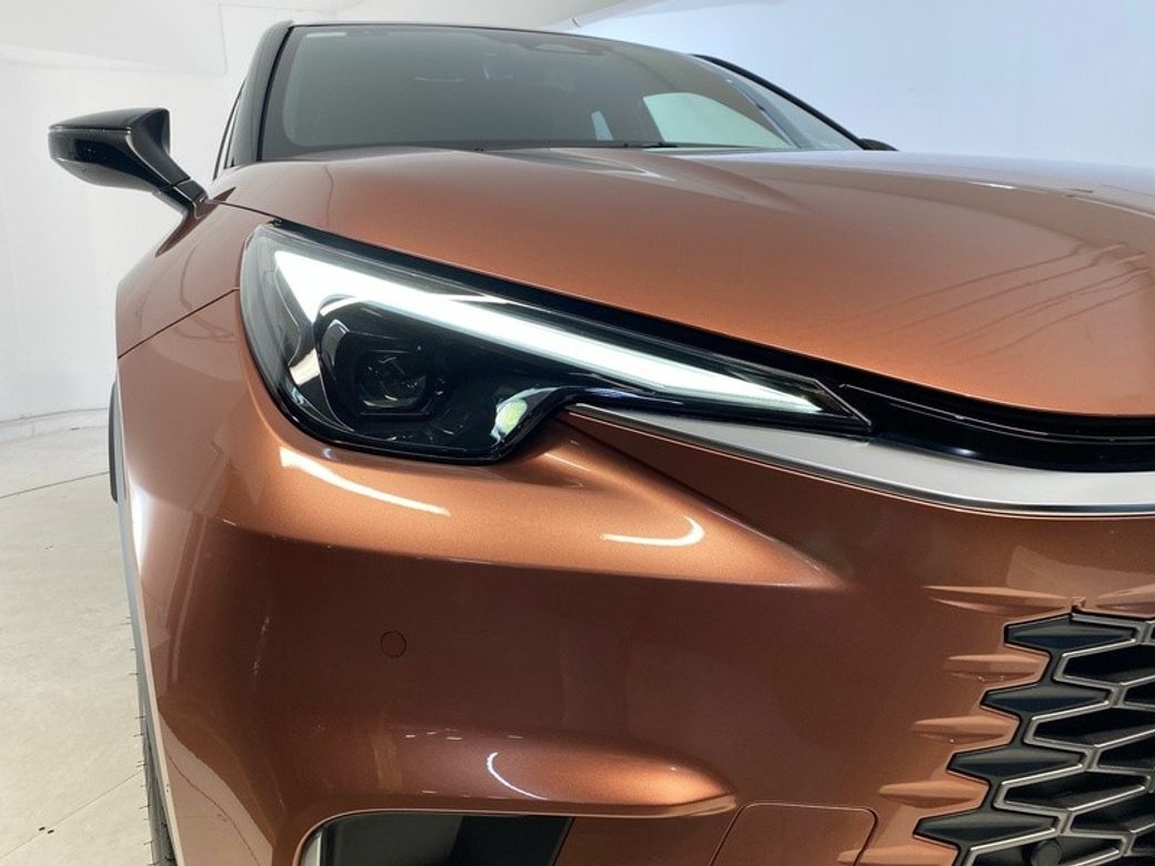 2025 Lexus LBX