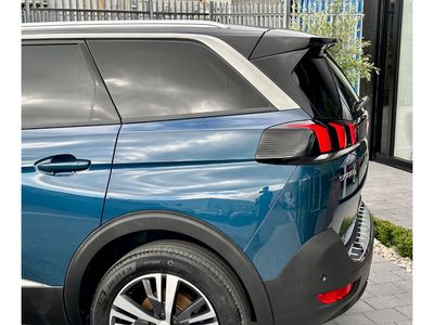 2024 Peugeot 5008