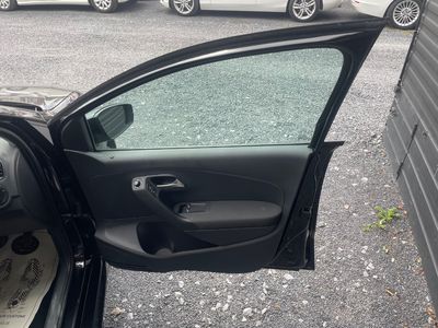 2017 Volkswagen Polo