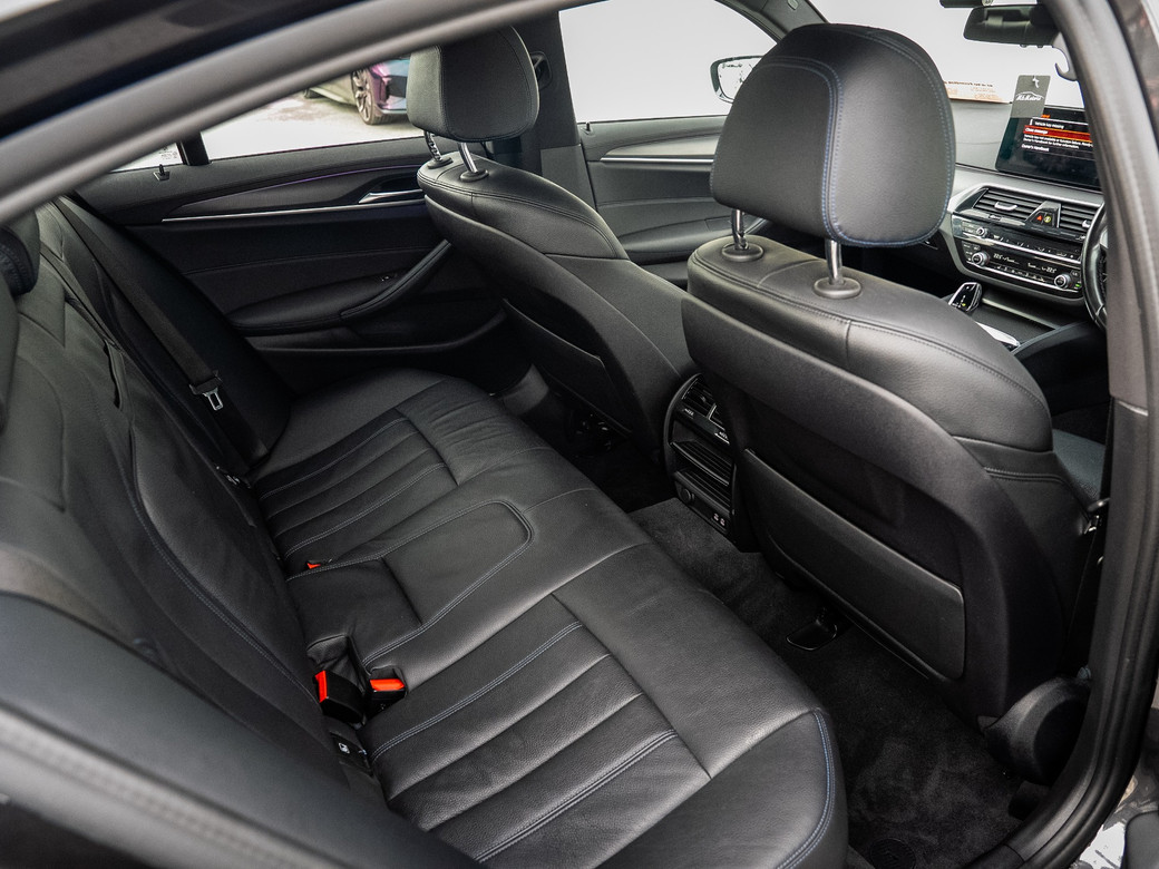 2022 BMW 5 Series