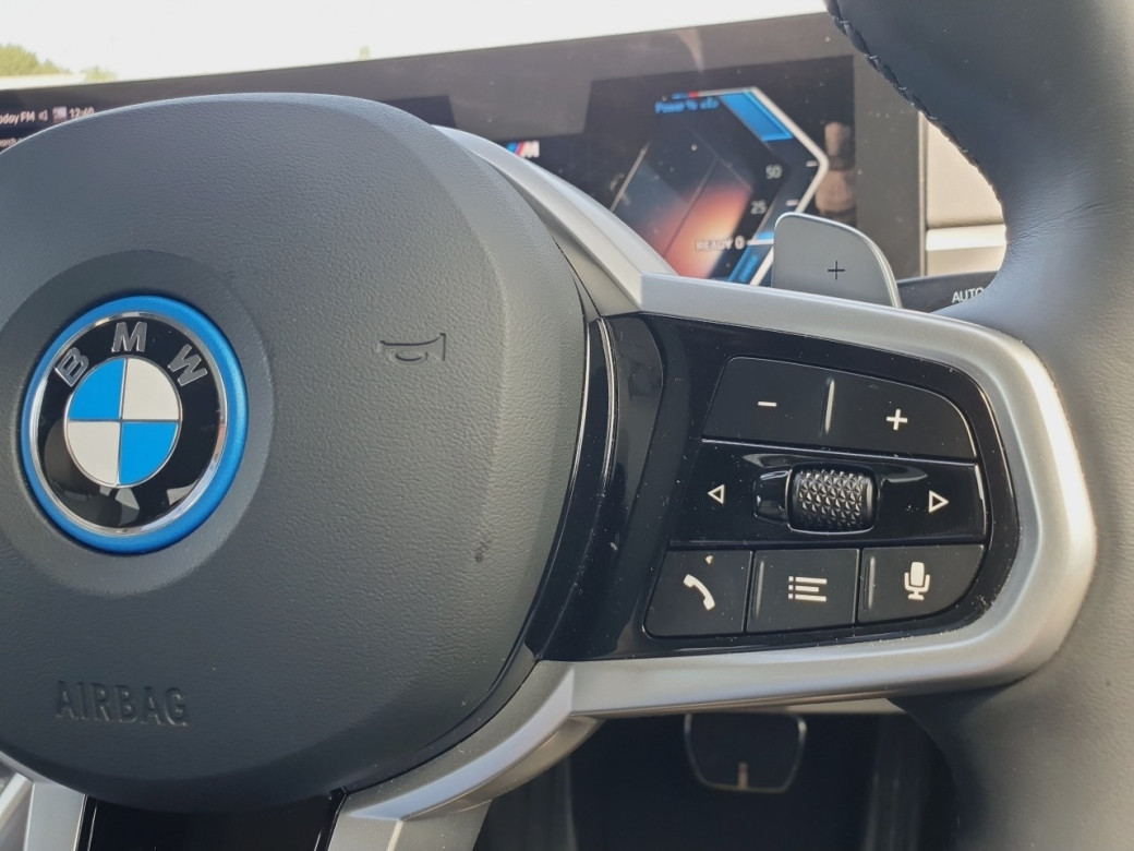 2026 BMW 330