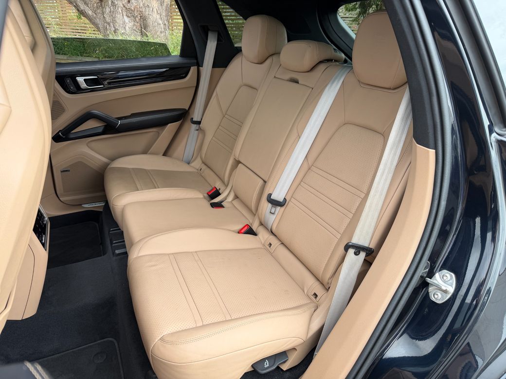 2022 Porsche Cayenne