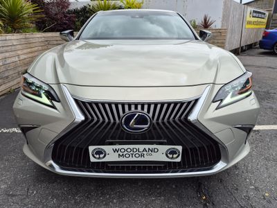 2021 Lexus ES 300h
