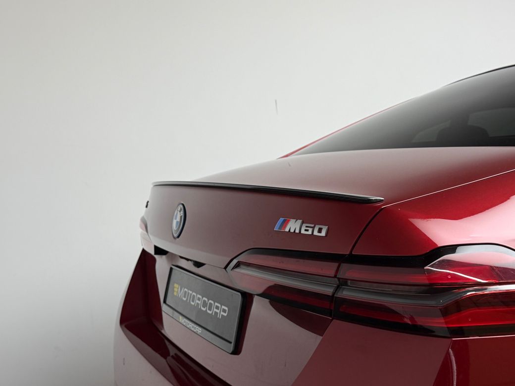2024 BMW i5